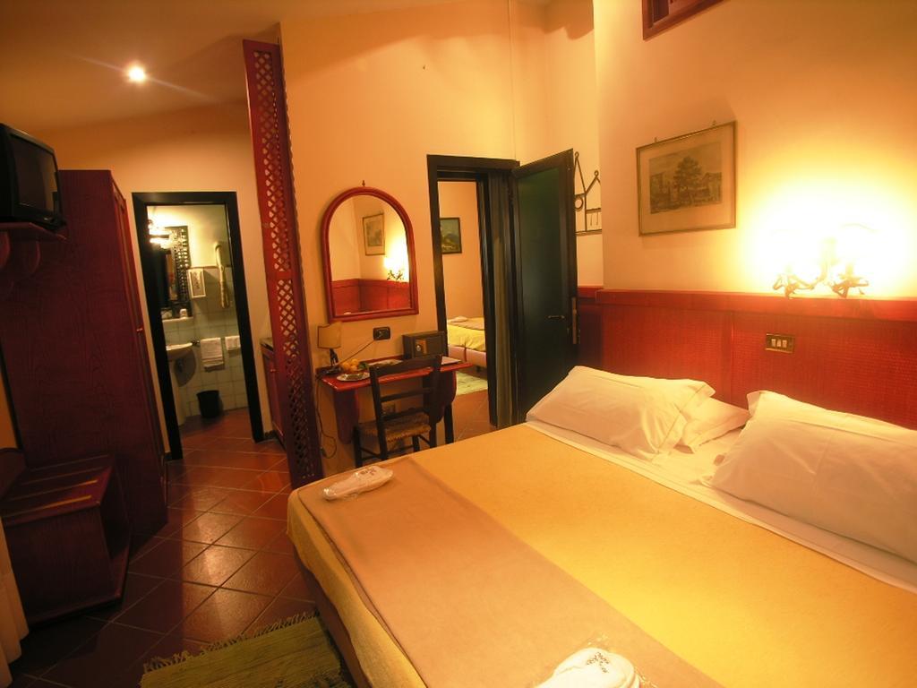 Hotel Toledo نابولي المظهر الخارجي الصورة