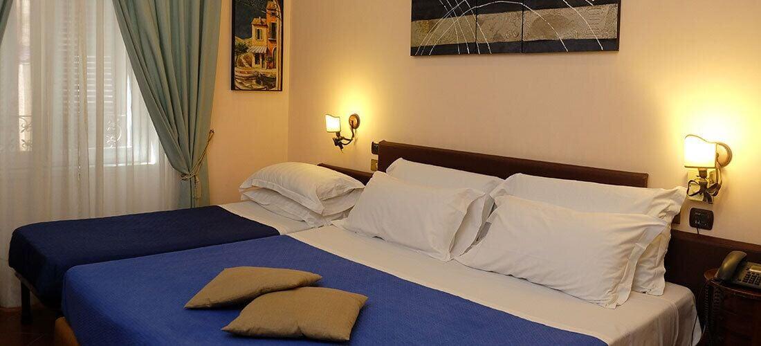 Hotel Toledo نابولي المظهر الخارجي الصورة