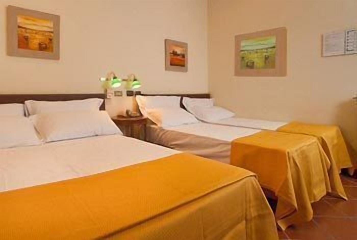 Hotel Toledo نابولي المظهر الخارجي الصورة