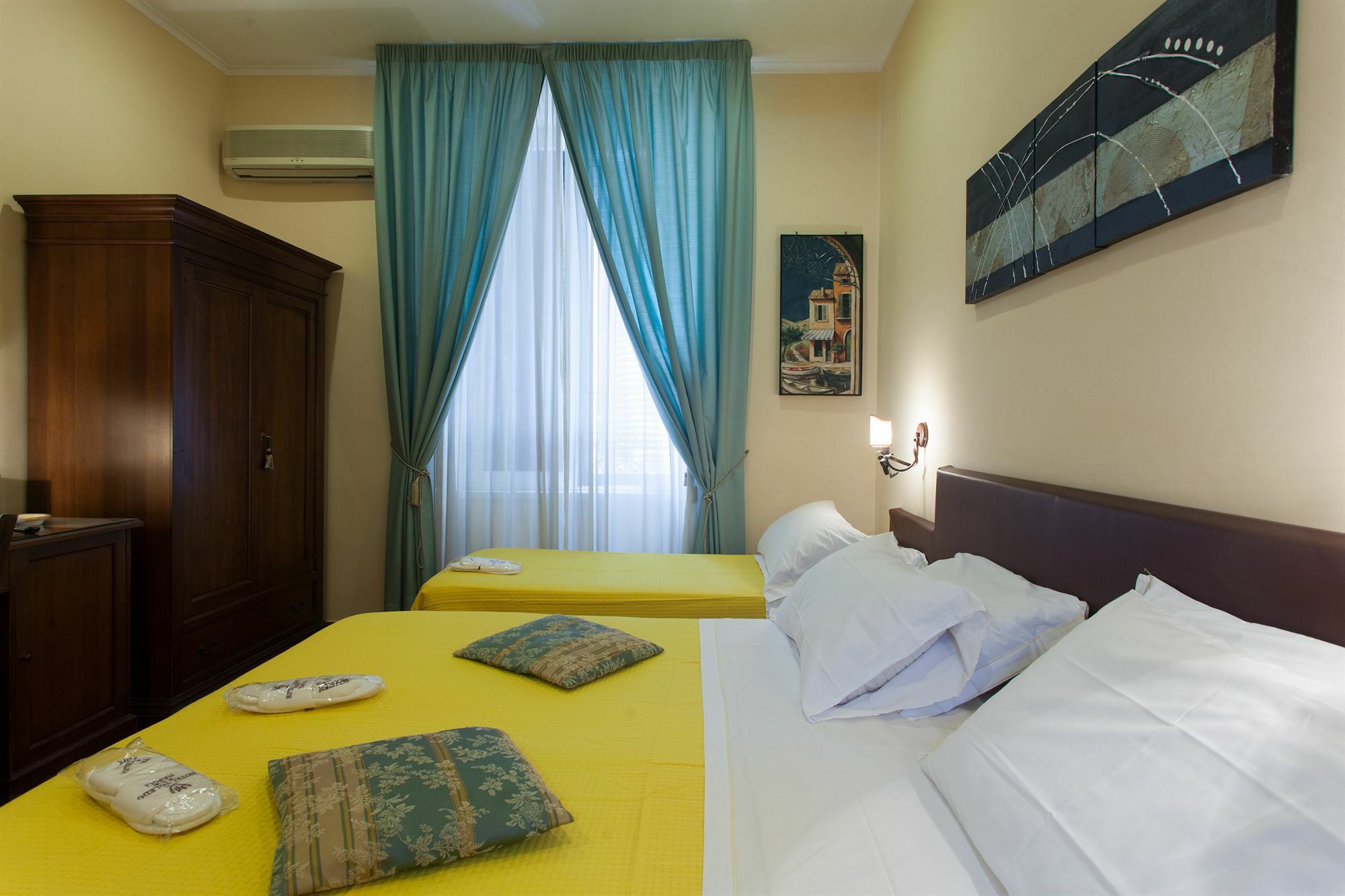Hotel Toledo نابولي المظهر الخارجي الصورة