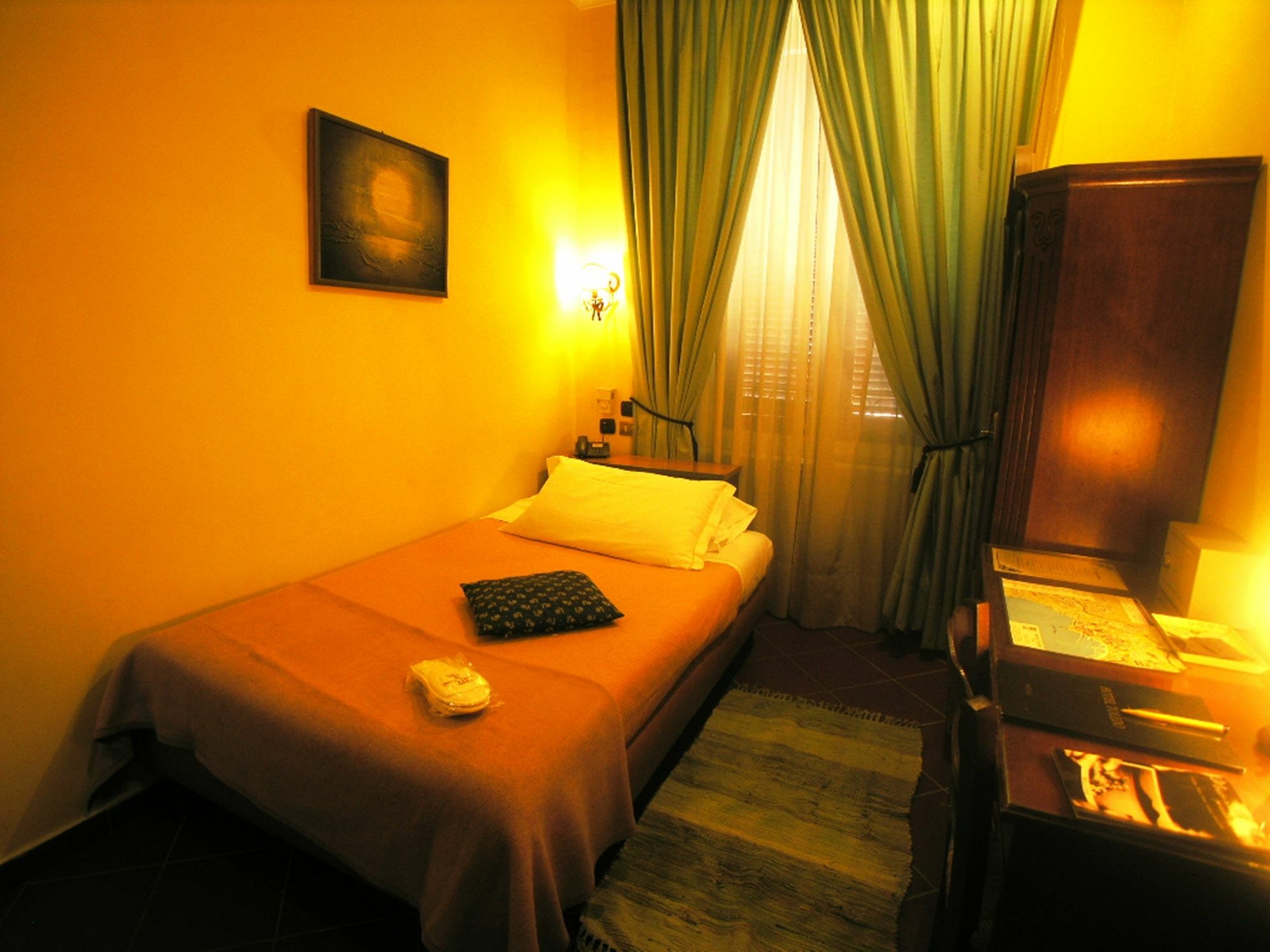 Hotel Toledo نابولي المظهر الخارجي الصورة